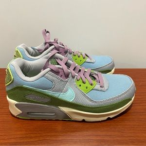 Nike airmax 90 se sun club size 6 new